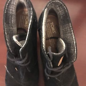 TOMS Black Suede Wedges